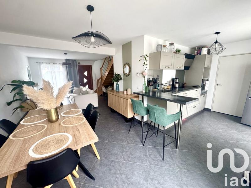 Maison - 91 m² - 5 pièces