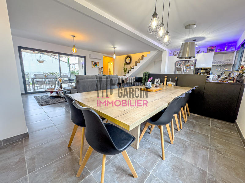 Villa - 122 m² - 5 pièces