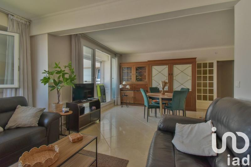 Appartement - 84 m² - 4 pièces