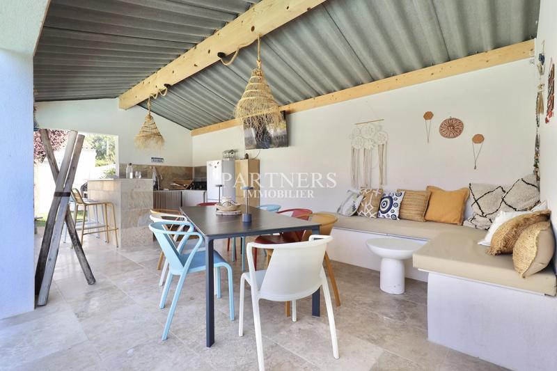 Maison - 140 m² - 6 pièces