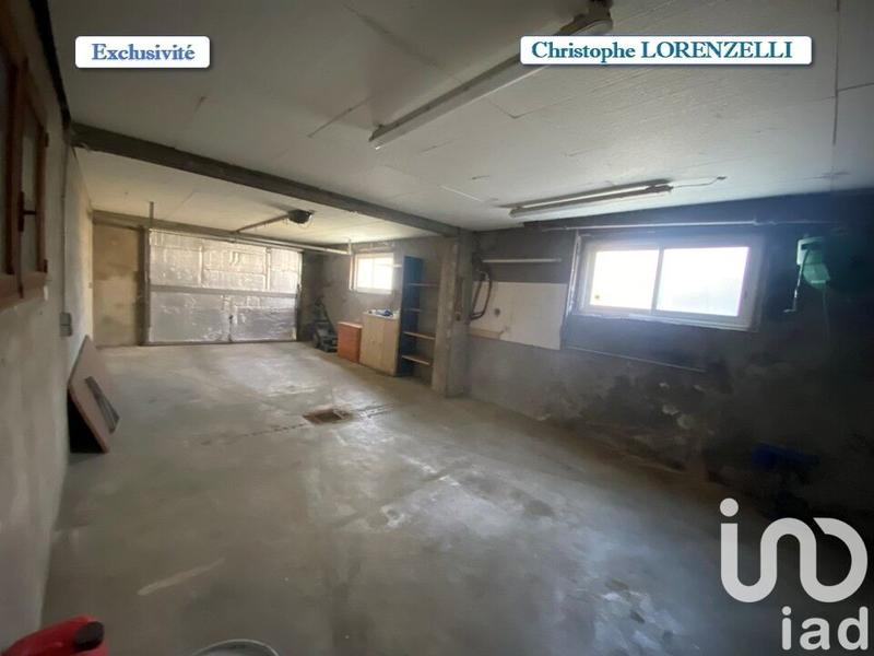 Maison - 300 m² - 7 pièces