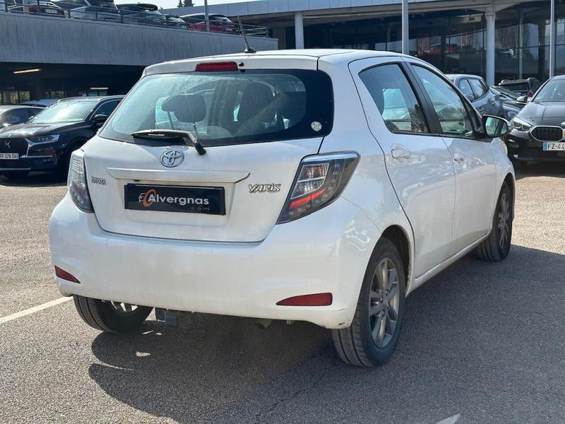 Toyota Yaris III (2) 100 Vvt-I Design 5p