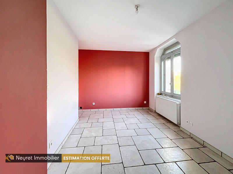 Maison - 220 m² - 7 pièces