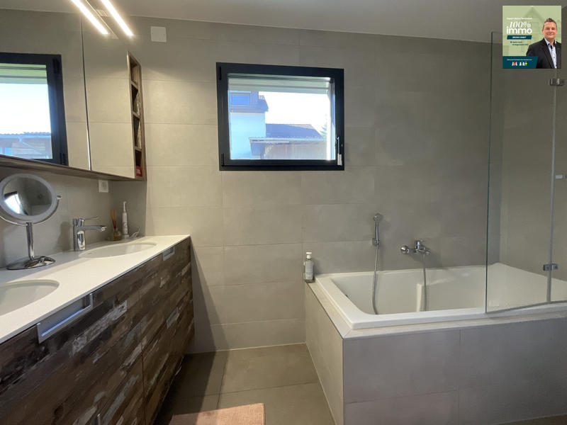 Appartement - 149 m² - 6 pièces