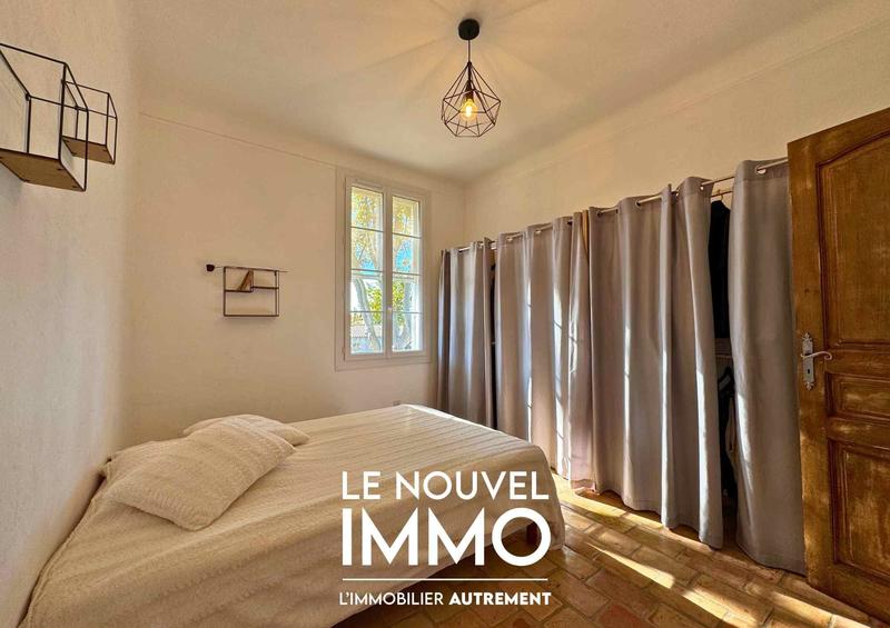 Mas - 335 m² - 8 pièces