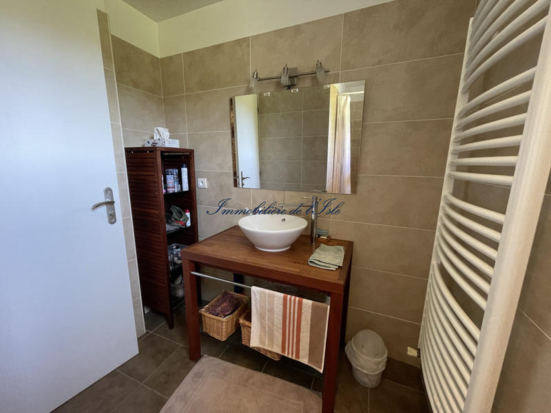 Maison - 248 m² - 9 pièces