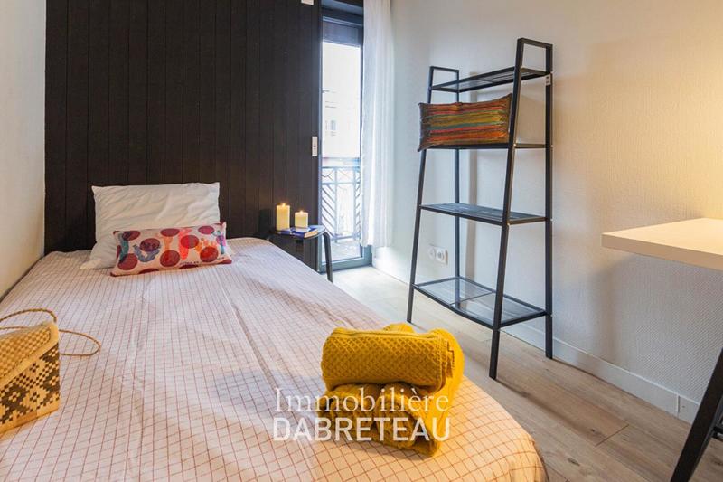 Appartement - 149 m² - 9 pièces