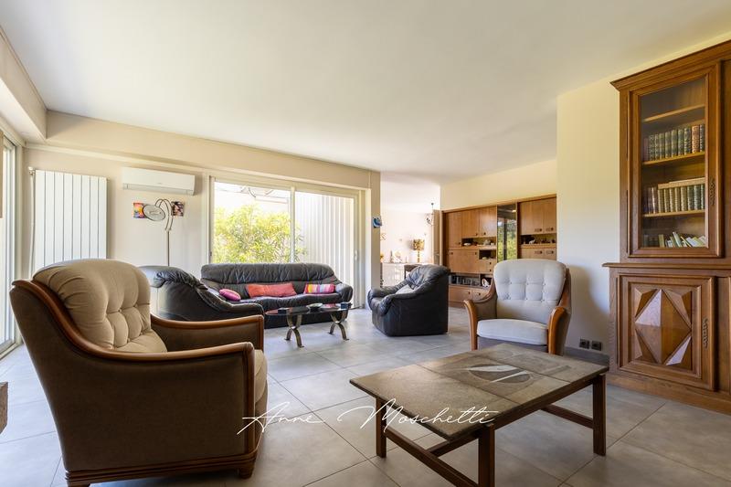 Maison - 151 m² - 6 pièces