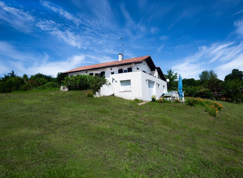 Maison - 180 m² - 6 pièces