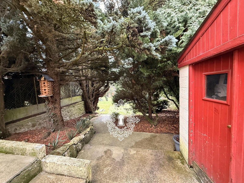 Maison - 95 m² - 5 pièces