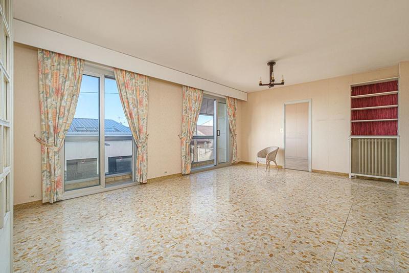 Appartement - 118 m² - 4 pièces