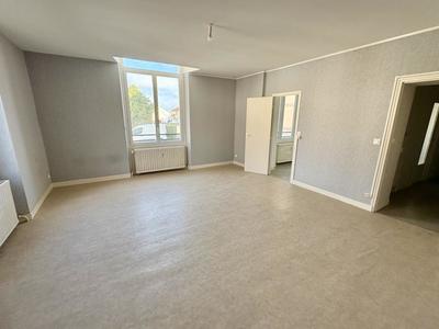 Appartement - 64 m² - 2 pièces
