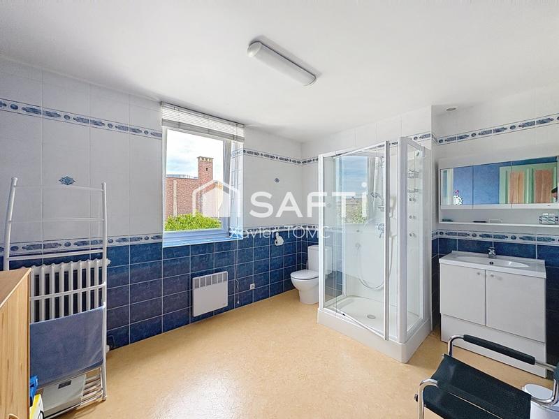 Maison - 216 m² - 10 pièces