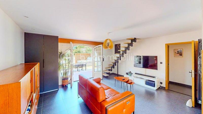 Maison - 140 m² - 7 pièces