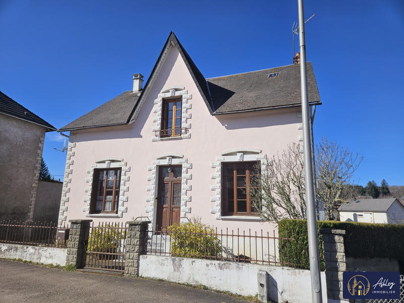 Maison ancienne - 155 m² - 9 pièces