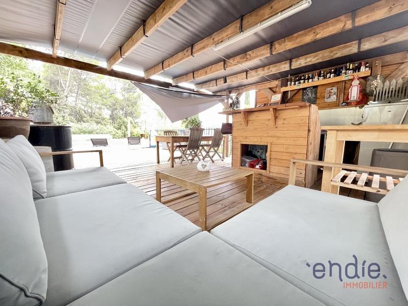 Maison - 147 m² - 6 pièces