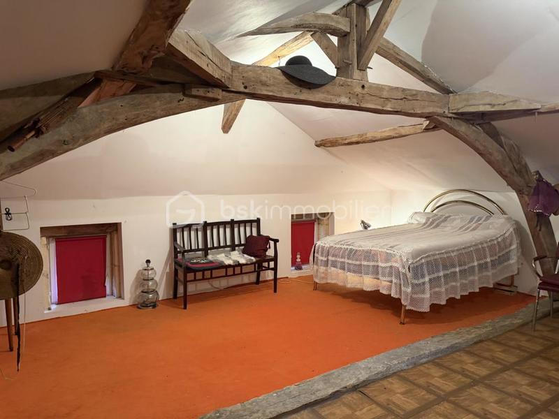 Propriété - 179 m² - 10 pièces