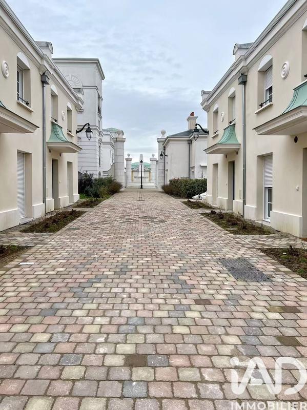 Maison - 112 m² - 5 pièces