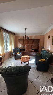 Maison - 111 m² - 7 pièces