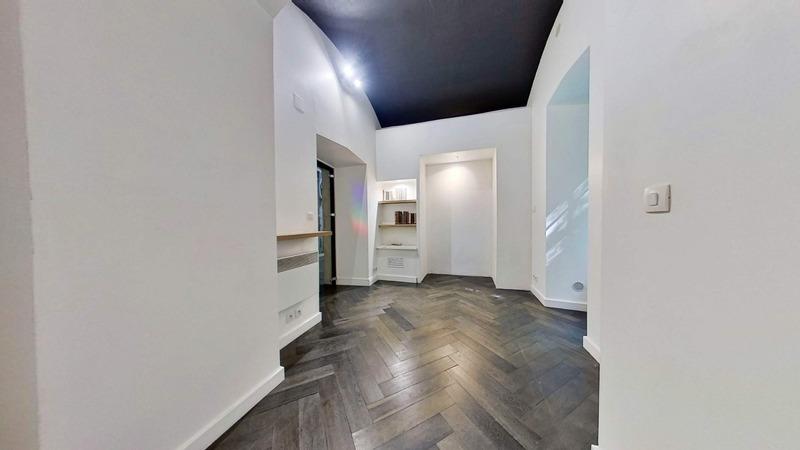 Local commercial - 139 m² - 1 pièce