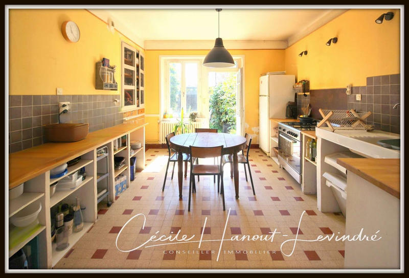 Maison - 177 m² - 7 pièces