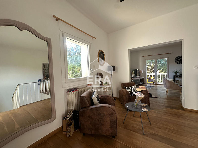 Maison - 182 m² - 6 pièces