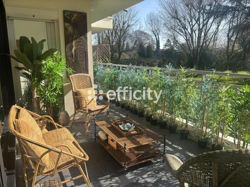 Appartement - 122 m² - 5 pièces