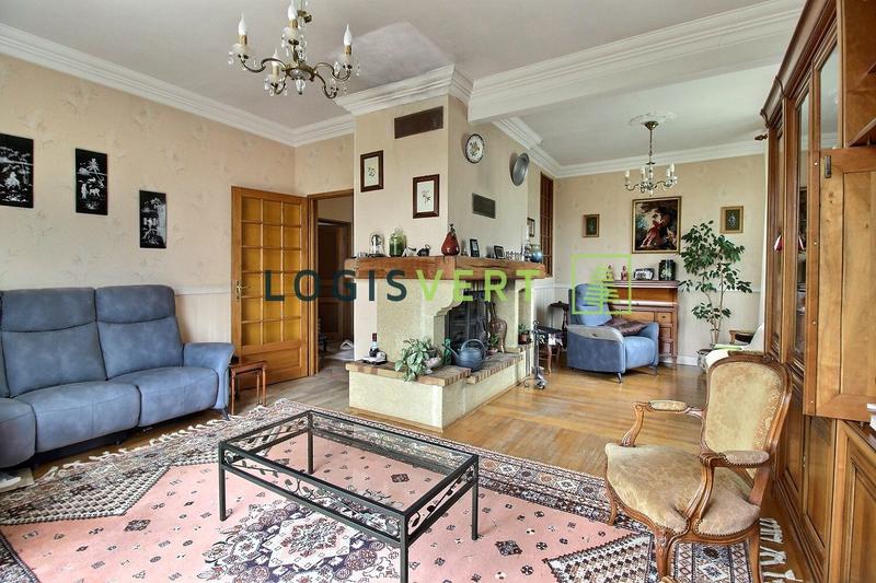 Maison - 159 m² - 7 pièces