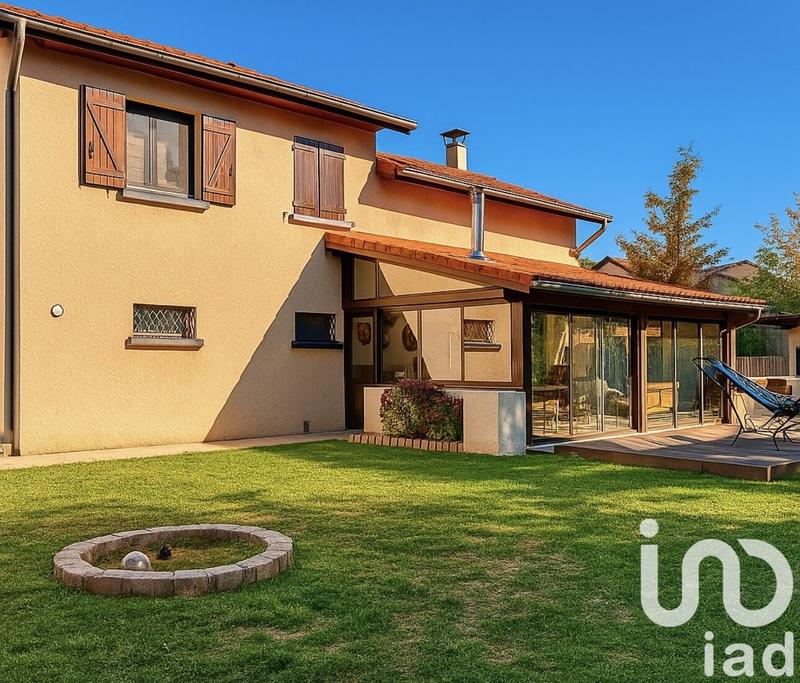 Maison - 122 m² - 5 pièces