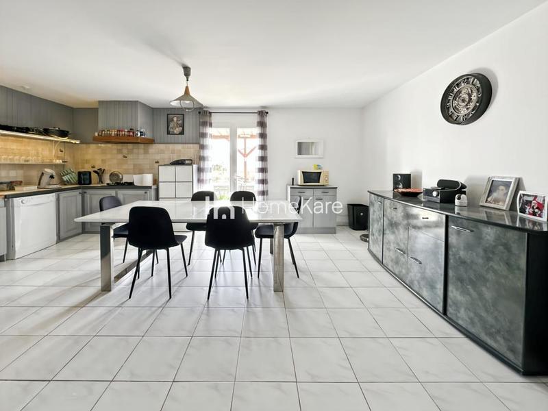 Maison - 100 m² - 4 pièces