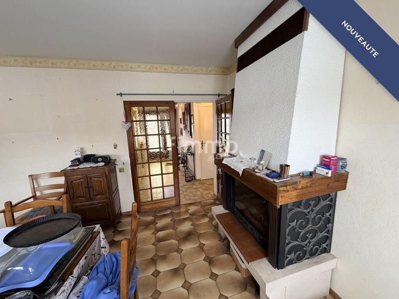 Maison - 99 m² - 6 pièces