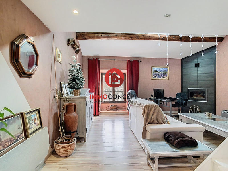 Appartement - 93 m² - 3 pièces