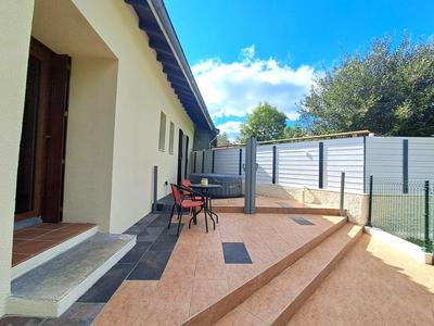 Maison de village - 249 m² - 7 pièces