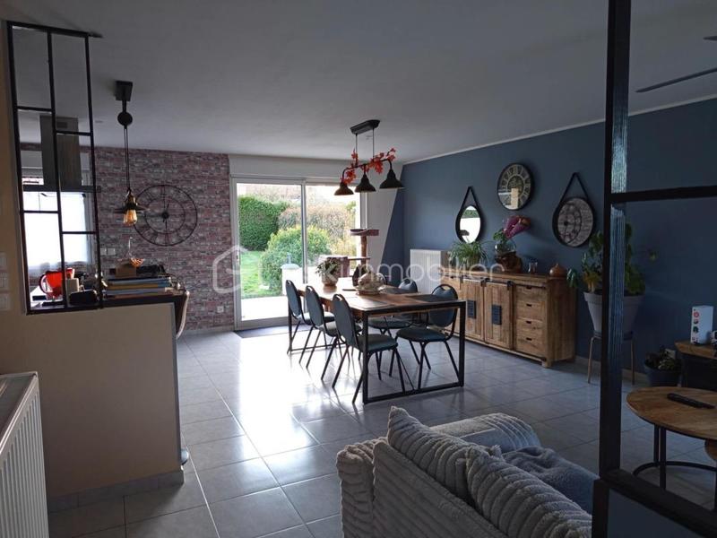 Maison - 93 m² - 5 pièces