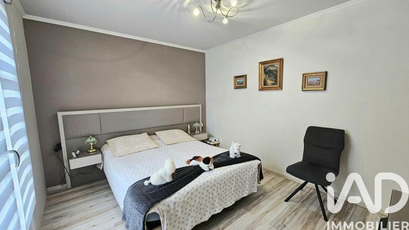 Appartement - 96 m² - 4 pièces