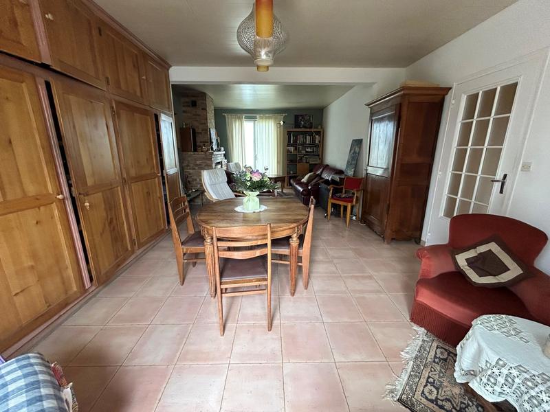 Maison - 199 m² - 8 pièces