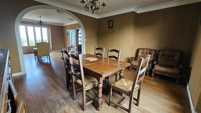 Maison - 147 m² - 5 pièces