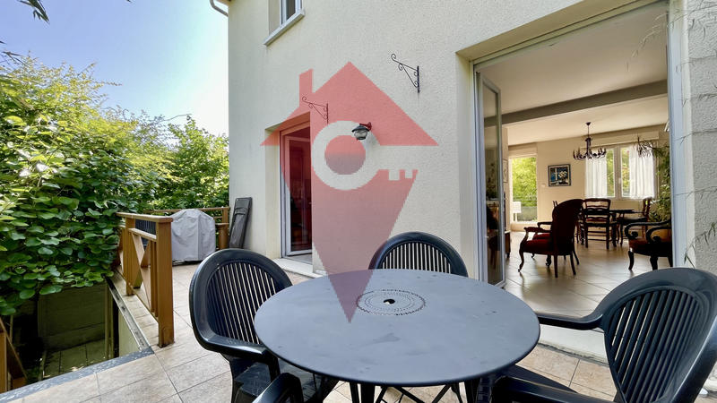 Maison - 155 m² - 7 pièces