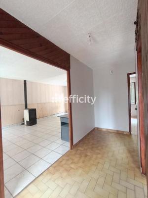 Maison - 88 m² - 5 pièces