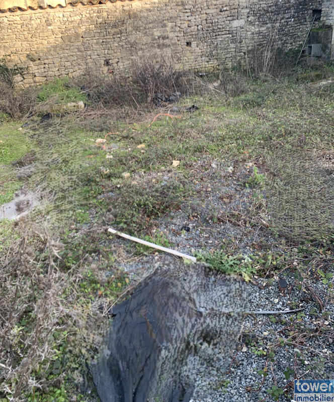 Maison - 200 m² - 1 pièce