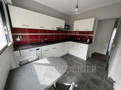 Appartement - 124 m² - 5 pièces