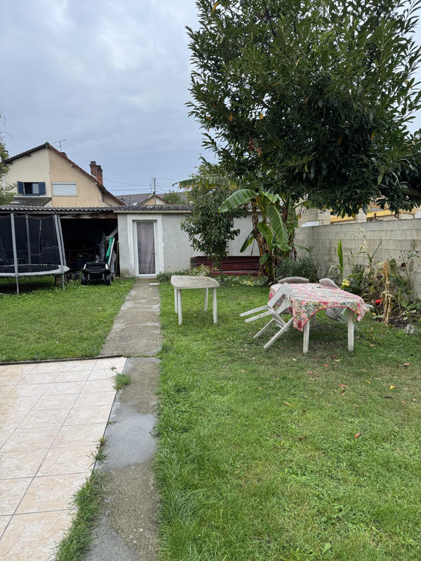 Maison - 89 m² - 6 pièces