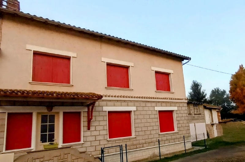 Maison - 110 m² - 8 pièces
