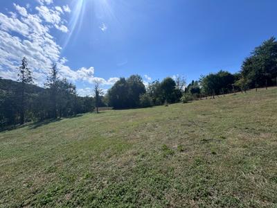 Terrain constructible - 1 236 m²