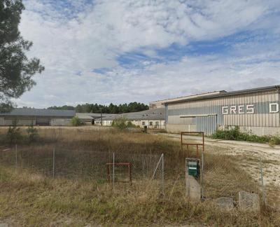 Entrepôt - 6 000 m²