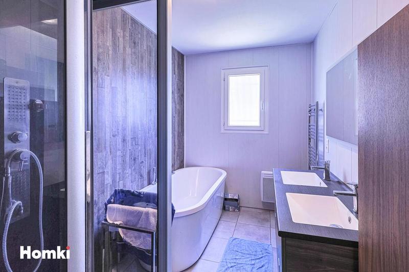 Maison - 175 m² - 6 pièces