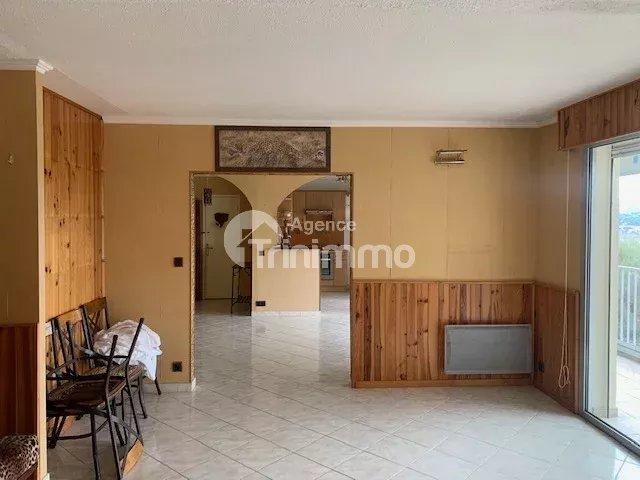 Appartement - 144 m² - 5 pièces