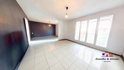 Appartement - 70 m² - 4 pièces