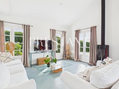 Maison - 118 m² - 4 pièces