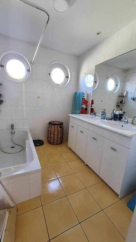 Maison - 116 m² - 6 pièces